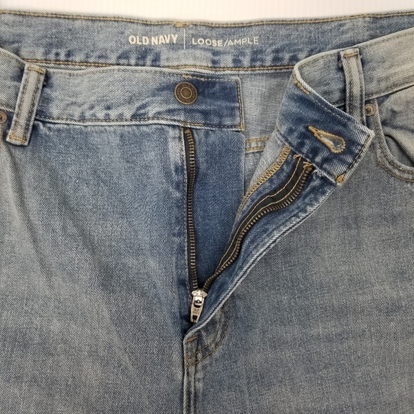 Old Navy Loose/Ample Jeans - Picture 6 of 10